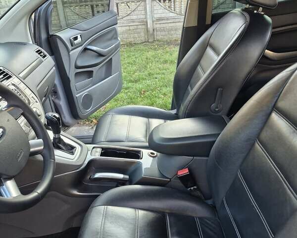 Серый Форд Куга, объемом двигателя 2 л и пробегом 185 тыс. км за 10999 $, фото 36 на Automoto.ua