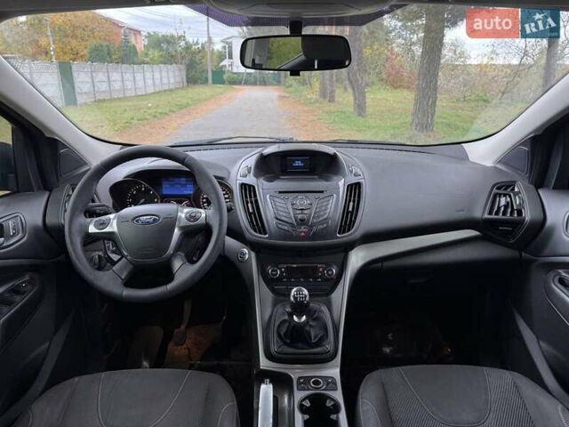 Форд Куга 2013 в Киеве на Automoto.ua Серый Форд Куга, объемом двигателя 2 л и пробегом 187 тыс. км за 10700 $, фото 13 на Automoto.ua