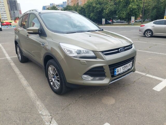 Серый Форд Куга, объемом двигателя 1.6 л и пробегом 176 тыс. км за 10500 $, фото 3 на Automoto.ua