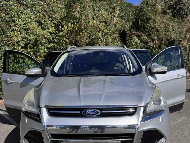 Серый Форд Куга, объемом двигателя 2 л и пробегом 180 тыс. км за 12500 $, фото 1 на Automoto.ua