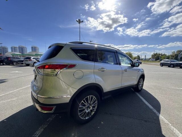 Серый Форд Куга, объемом двигателя 2 л и пробегом 180 тыс. км за 12500 $, фото 6 на Automoto.ua