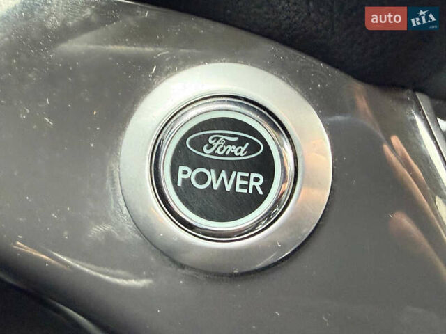 Сірий Форд Куга, об'ємом двигуна 2 л та пробігом 176 тис. км за 14500 $, фото 54 на Automoto.ua