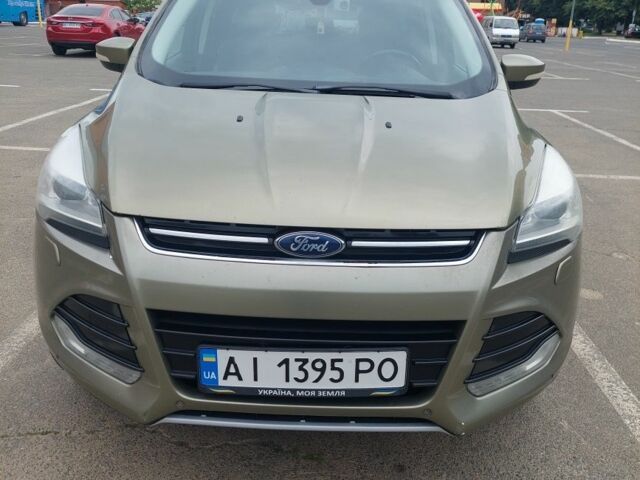 Серый Форд Куга, объемом двигателя 1.6 л и пробегом 176 тыс. км за 10500 $, фото 1 на Automoto.ua
