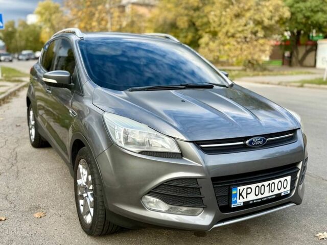 Форд Куга 2013 в Запорожье на Automoto.ua Серый Форд Куга, объемом двигателя 2 л и пробегом 248 тыс. км за 11200 $, фото 1 на Automoto.ua