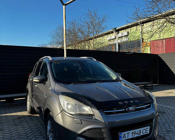 Серый Форд Куга, объемом двигателя 2 л и пробегом 227 тыс. км за 10200 $, фото 2 на Automoto.ua