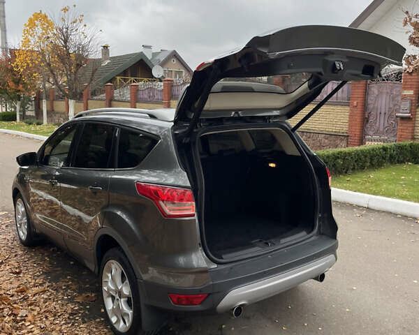 Серый Форд Куга, объемом двигателя 2 л и пробегом 209 тыс. км за 11700 $, фото 20 на Automoto.ua