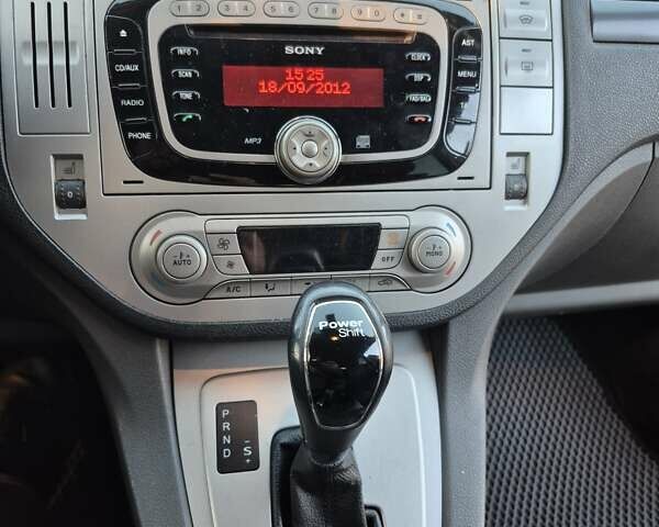 Сірий Форд Куга, об'ємом двигуна 2 л та пробігом 185 тис. км за 10500 $, фото 21 на Automoto.ua