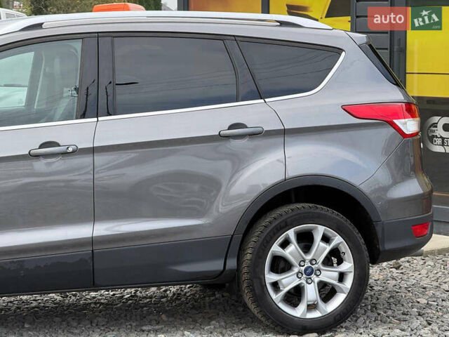 Сірий Форд Куга, об'ємом двигуна 2 л та пробігом 176 тис. км за 14500 $, фото 15 на Automoto.ua