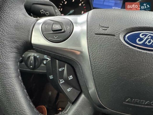 Форд Куга 2013 в Киеве на Automoto.ua Серый Форд Куга, объемом двигателя 2 л и пробегом 187 тыс. км за 10700 $, фото 19 на Automoto.ua
