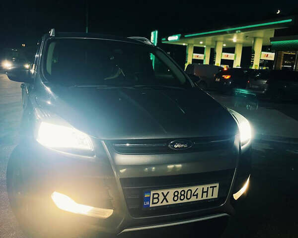 Серый Форд Куга, объемом двигателя 2 л и пробегом 205 тыс. км за 13500 $, фото 2 на Automoto.ua