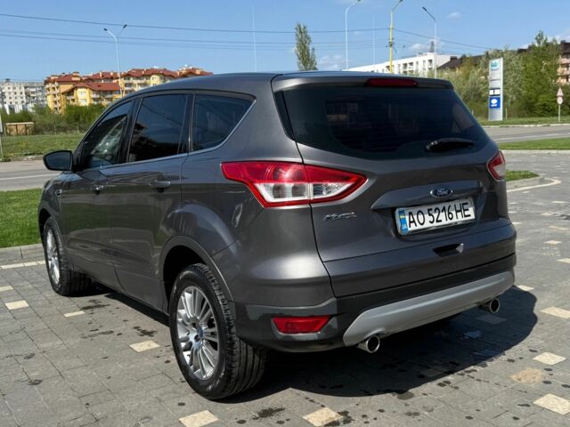 Серый Форд Куга, объемом двигателя 2 л и пробегом 278 тыс. км за 11900 $, фото 2 на Automoto.ua
