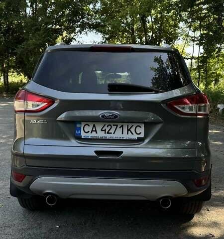 Сірий Форд Куга, об'ємом двигуна 2 л та пробігом 284 тис. км за 13200 $, фото 3 на Automoto.ua