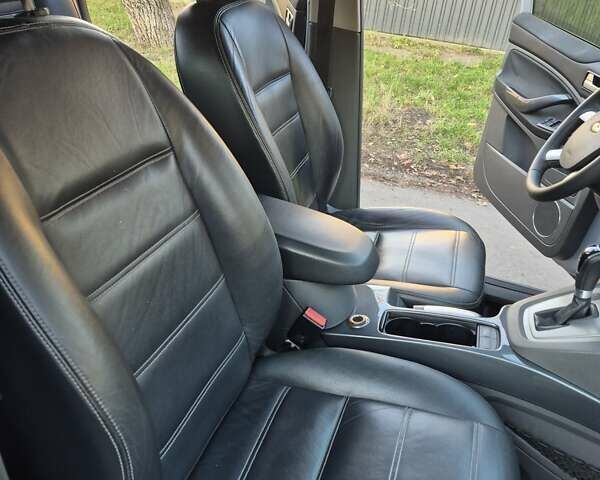 Серый Форд Куга, объемом двигателя 2 л и пробегом 185 тыс. км за 10999 $, фото 28 на Automoto.ua