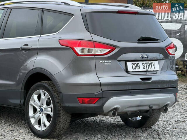 Серый Форд Куга, объемом двигателя 2 л и пробегом 176 тыс. км за 14500 $, фото 18 на Automoto.ua