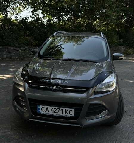 Сірий Форд Куга, об'ємом двигуна 2 л та пробігом 284 тис. км за 13200 $, фото 2 на Automoto.ua
