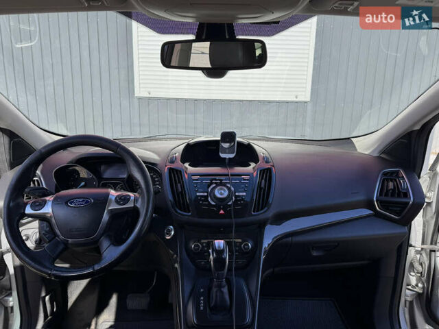 Форд Куга 2013 в Киеве на Automoto.ua Серый Форд Куга, объемом двигателя 2 л и пробегом 180 тыс. км за 13500 $, фото 10 на Automoto.ua