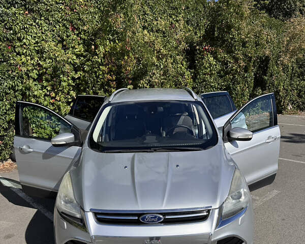 Форд Куга 2013 в Киеве на Automoto.ua Серый Форд Куга, объемом двигателя 2 л и пробегом 180 тыс. км за 13500 $, фото 6 на Automoto.ua