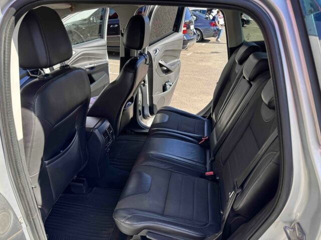 Серый Форд Куга, объемом двигателя 2 л и пробегом 180 тыс. км за 12500 $, фото 14 на Automoto.ua