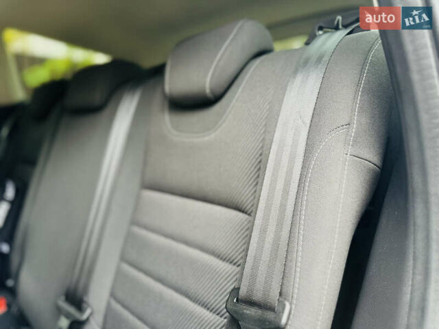 Серый Форд Куга, объемом двигателя 2 л и пробегом 187 тыс. км за 11500 $, фото 32 на Automoto.ua