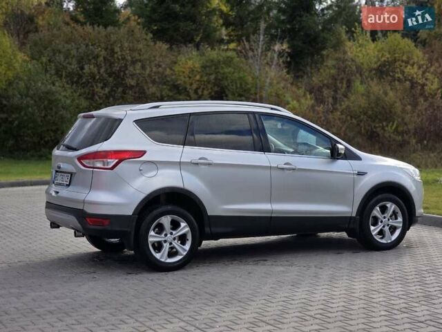 Форд Куга 2013 у Тернополі на Automoto.ua Сірий Форд Куга, об'ємом двигуна 2 л та пробігом 211 тис. км за 9999 $, фото 10 на Automoto.ua