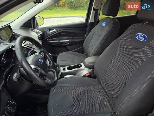 Форд Куга 2013 у Тернополі на Automoto.ua Сірий Форд Куга, об'ємом двигуна 2 л та пробігом 211 тис. км за 9999 $, фото 22 на Automoto.ua