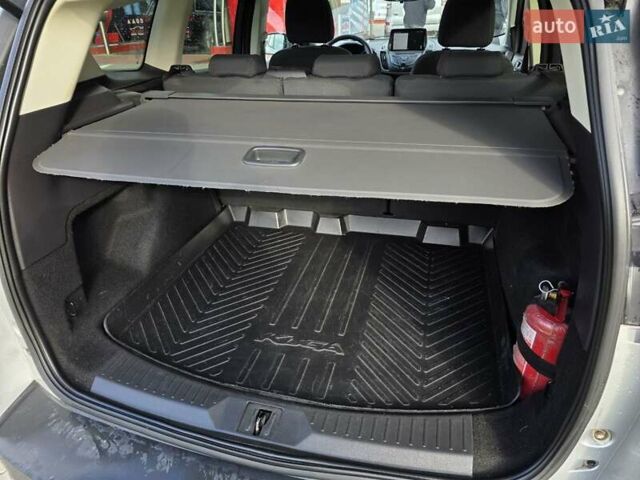 Форд Куга 2013 у Тернополі на Automoto.ua Сірий Форд Куга, об'ємом двигуна 2 л та пробігом 211 тис. км за 9999 $, фото 26 на Automoto.ua