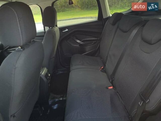 Форд Куга 2013 у Тернополі на Automoto.ua Сірий Форд Куга, об'ємом двигуна 2 л та пробігом 211 тис. км за 9999 $, фото 28 на Automoto.ua