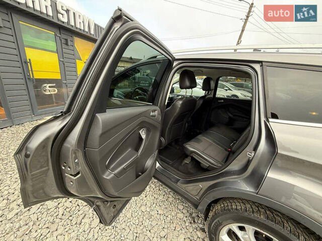 Сірий Форд Куга, об'ємом двигуна 2 л та пробігом 176 тис. км за 14500 $, фото 48 на Automoto.ua