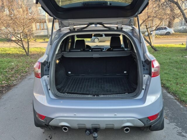 Серый Форд Куга, объемом двигателя 2 л и пробегом 185 тыс. км за 10999 $, фото 7 на Automoto.ua