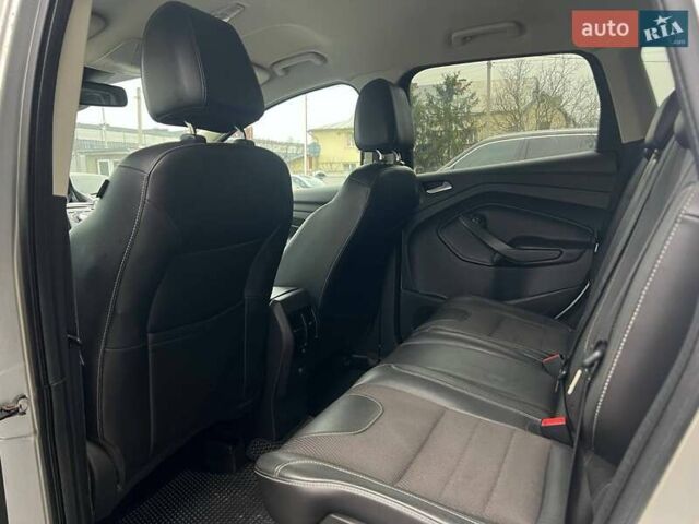 Серый Форд Куга, объемом двигателя 2 л и пробегом 216 тыс. км за 13500 $, фото 22 на Automoto.ua