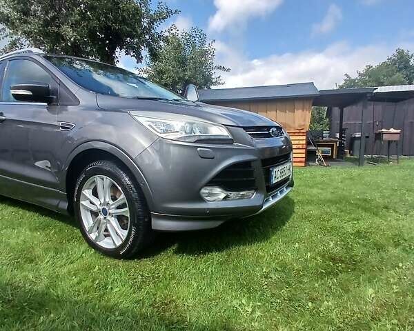 Серый Форд Куга, объемом двигателя 2 л и пробегом 207 тыс. км за 13500 $, фото 4 на Automoto.ua