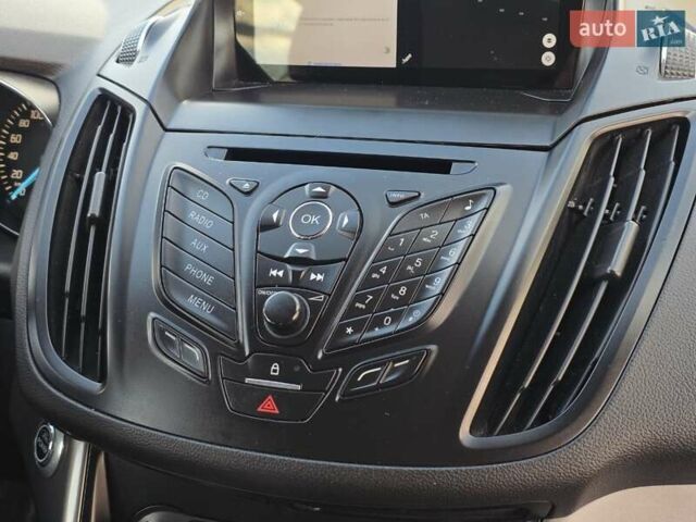 Форд Куга 2013 у Тернополі на Automoto.ua Сірий Форд Куга, об'ємом двигуна 2 л та пробігом 211 тис. км за 9999 $, фото 40 на Automoto.ua