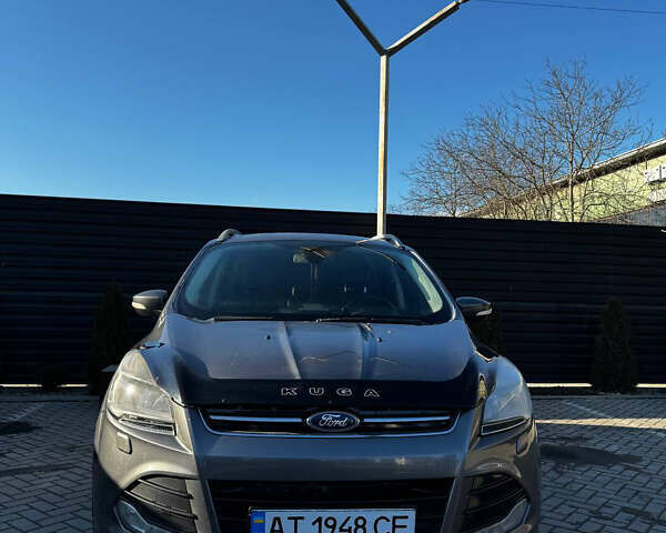 Серый Форд Куга, объемом двигателя 2 л и пробегом 227 тыс. км за 10200 $, фото 1 на Automoto.ua