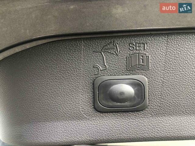 Форд Куга 2013 в Луцке на Automoto.ua Серый Форд Куга, объемом двигателя 2 л и пробегом 201 тыс. км за 14500 $, фото 9 на Automoto.ua