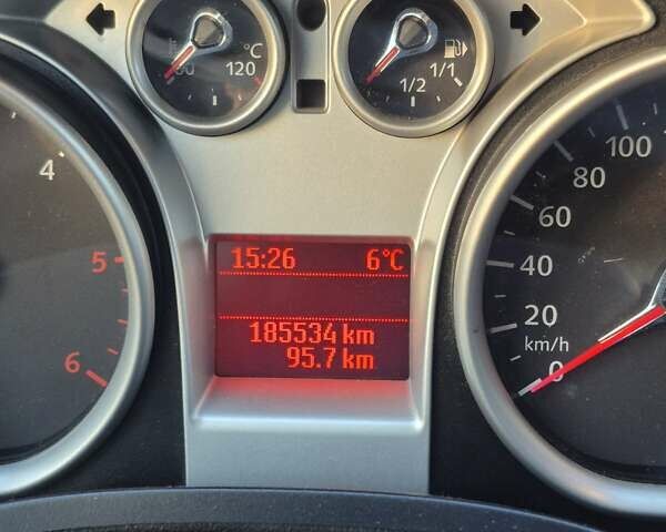 Сірий Форд Куга, об'ємом двигуна 2 л та пробігом 185 тис. км за 10500 $, фото 19 на Automoto.ua