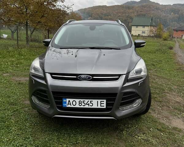 Серый Форд Куга, объемом двигателя 2 л и пробегом 190 тыс. км за 12200 $, фото 10 на Automoto.ua