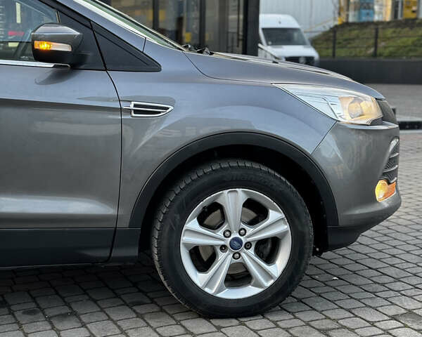 Серый Форд Куга, объемом двигателя 1.6 л и пробегом 187 тыс. км за 10599 $, фото 26 на Automoto.ua