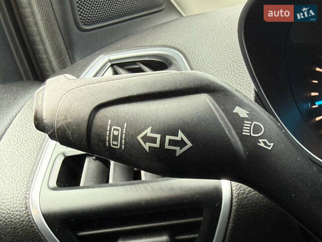 Серый Форд Куга, объемом двигателя 2 л и пробегом 176 тыс. км за 14500 $, фото 61 на Automoto.ua