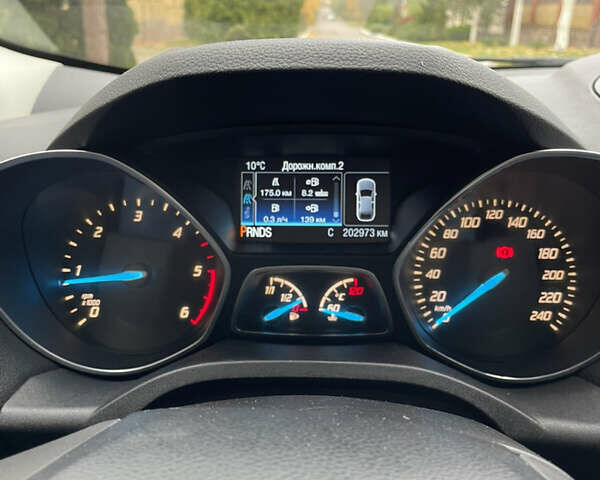 Серый Форд Куга, объемом двигателя 2 л и пробегом 209 тыс. км за 11700 $, фото 24 на Automoto.ua