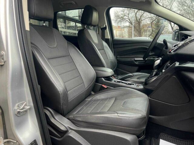 Сірий Форд Куга, об'ємом двигуна 2 л та пробігом 216 тис. км за 13500 $, фото 20 на Automoto.ua