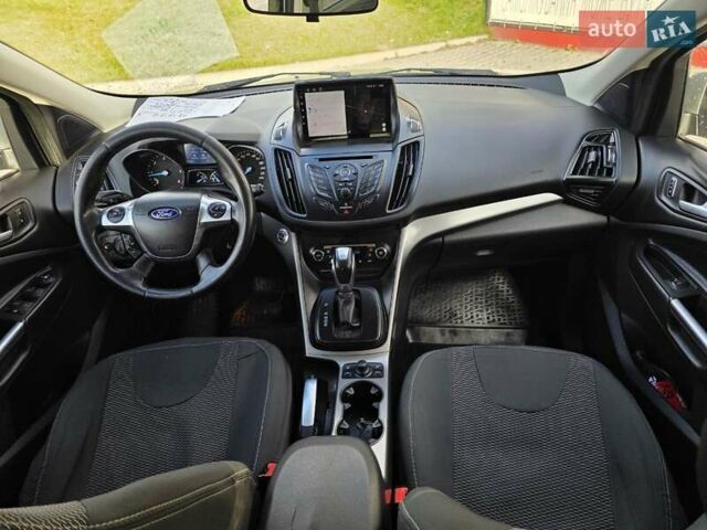Форд Куга 2013 у Тернополі на Automoto.ua Сірий Форд Куга, об'ємом двигуна 2 л та пробігом 211 тис. км за 9999 $, фото 39 на Automoto.ua