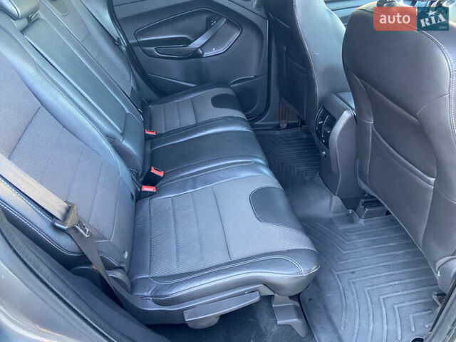 Форд Куга 2013 в Монастырище на Automoto.ua Серый Форд Куга, объемом двигателя 2 л и пробегом 239 тыс. км за 12200 $, фото 17 на Automoto.ua