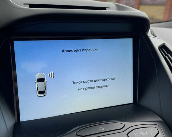 Серый Форд Куга, объемом двигателя 2 л и пробегом 209 тыс. км за 11700 $, фото 30 на Automoto.ua