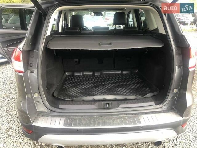 Форд Куга 2013 в Луцке на Automoto.ua Серый Форд Куга, объемом двигателя 2 л и пробегом 201 тыс. км за 14500 $, фото 5 на Automoto.ua