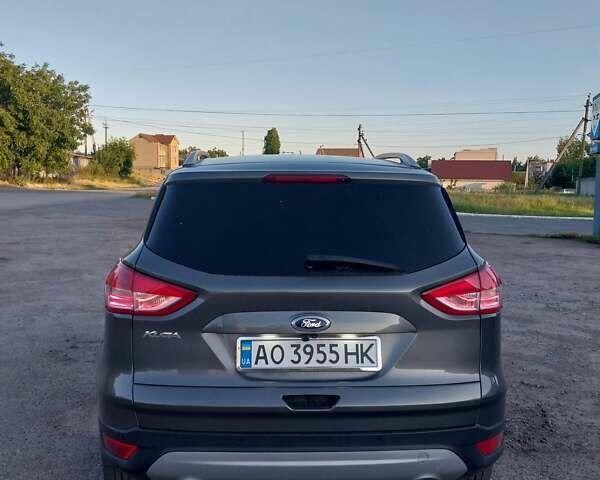 Серый Форд Куга, объемом двигателя 2 л и пробегом 235 тыс. км за 12900 $, фото 6 на Automoto.ua
