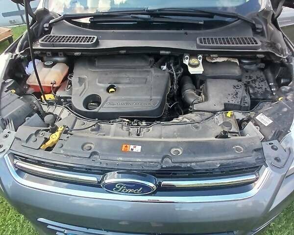 Серый Форд Куга, объемом двигателя 2 л и пробегом 207 тыс. км за 13500 $, фото 8 на Automoto.ua