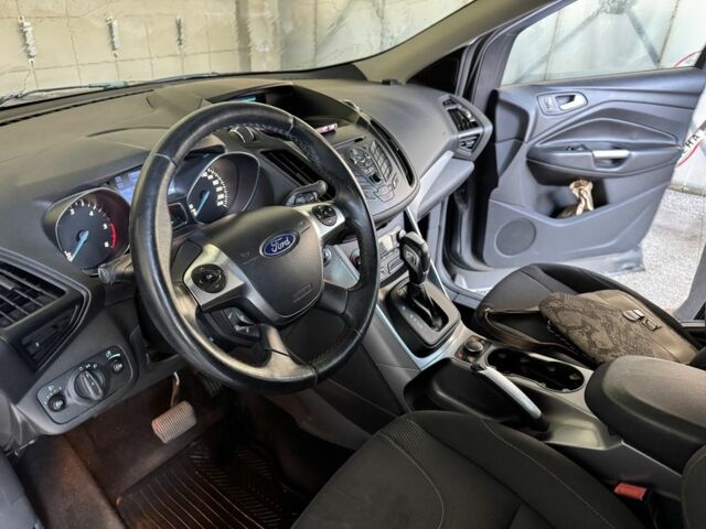 Форд Куга 2013 в Сумах на Automoto.ua Серый Форд Куга, объемом двигателя 2 л и пробегом 170 тыс. км за 11500 $, фото 1 на Automoto.ua