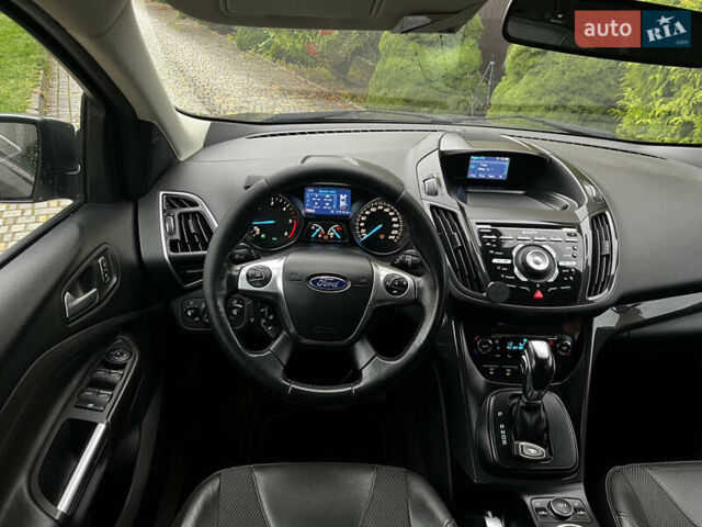 Серый Форд Куга, объемом двигателя 2 л и пробегом 219 тыс. км за 11750 $, фото 34 на Automoto.ua