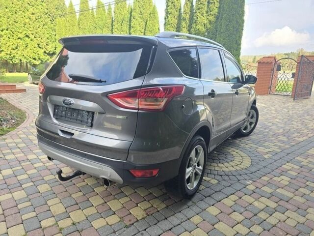 Сірий Форд Куга, об'ємом двигуна 1.6 л та пробігом 172 тис. км за 8000 $, фото 5 на Automoto.ua