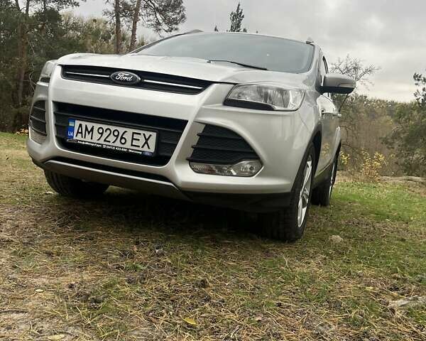 Форд Куга 2014 в Коростышеве на Automoto.ua Серый Форд Куга, объемом двигателя 2 л и пробегом 183 тыс. км за 13300 $, фото 1 на Automoto.ua